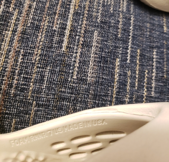 adidas  Yeezy Foam Runner  Sand /Cream No Box - Picture 6 of 6